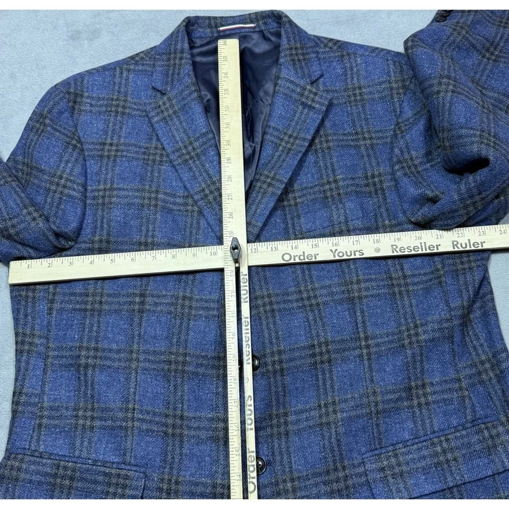 Tommy Hilfiger Blazer Mens 48R Blue Windowpane Plaid Wool Blend Sport Coat Dad